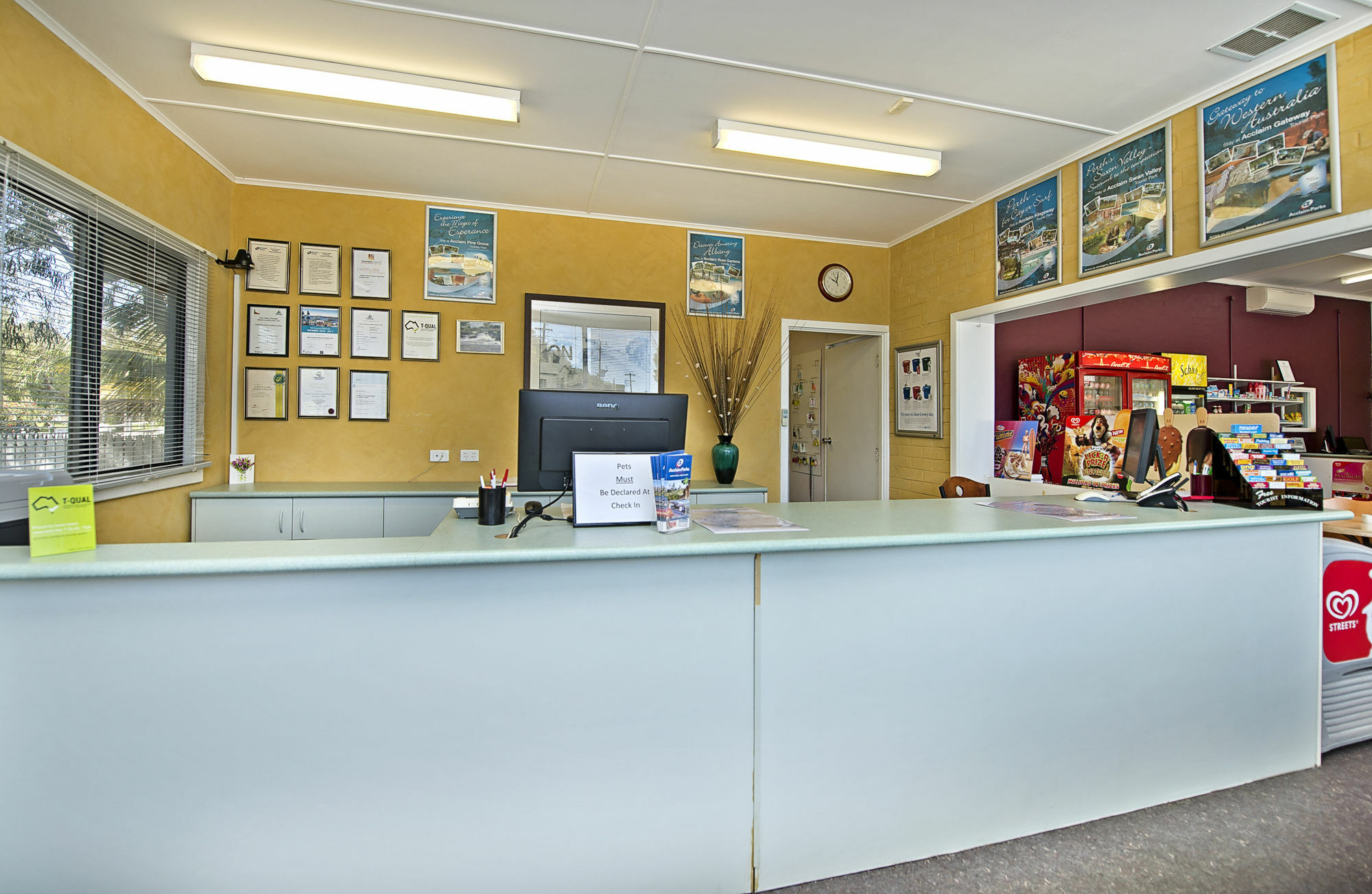 Acclaim Rose Gardens Beachside Holiday Park Albany Luaran gambar