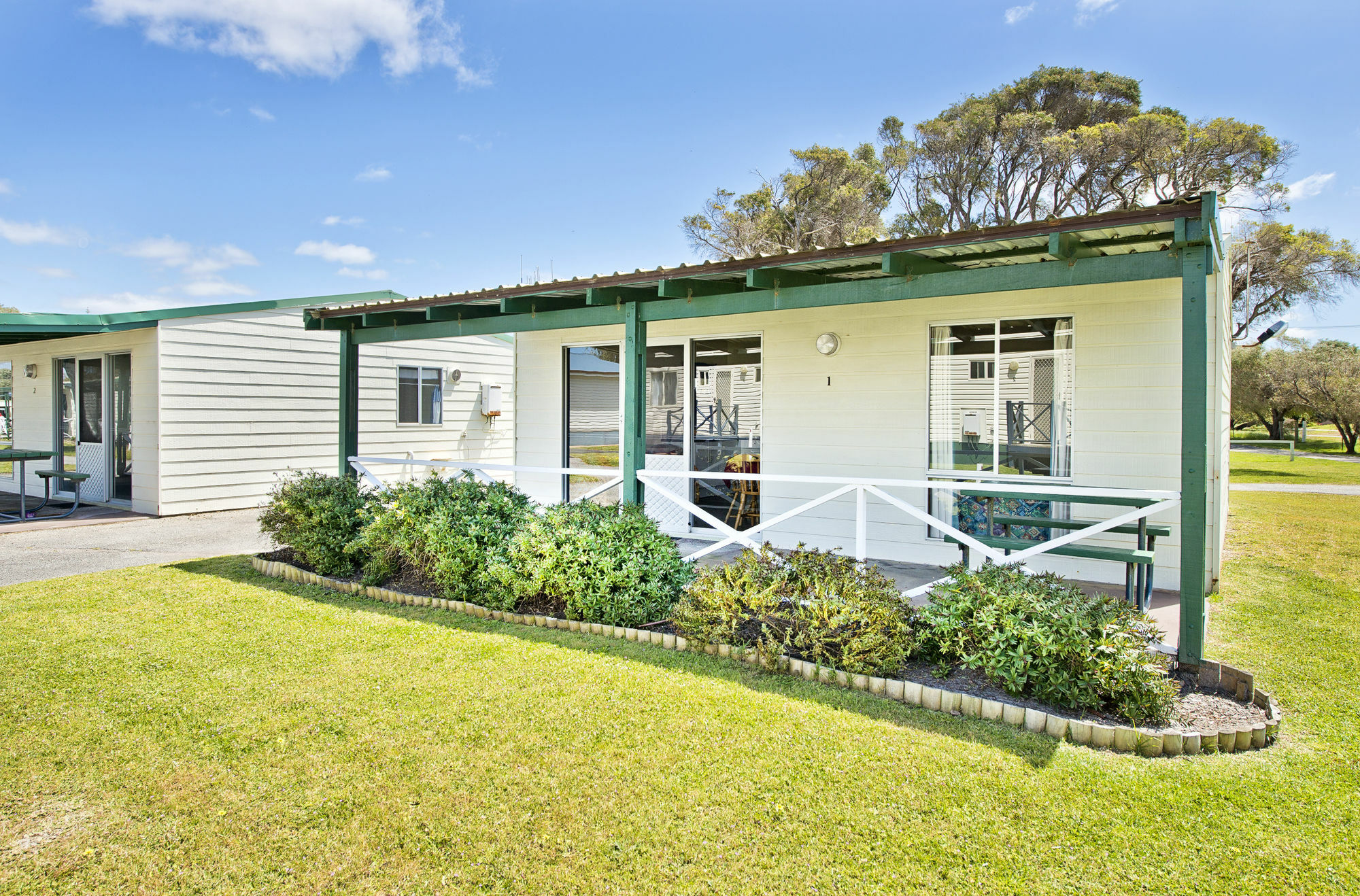 Acclaim Rose Gardens Beachside Holiday Park Albany Luaran gambar
